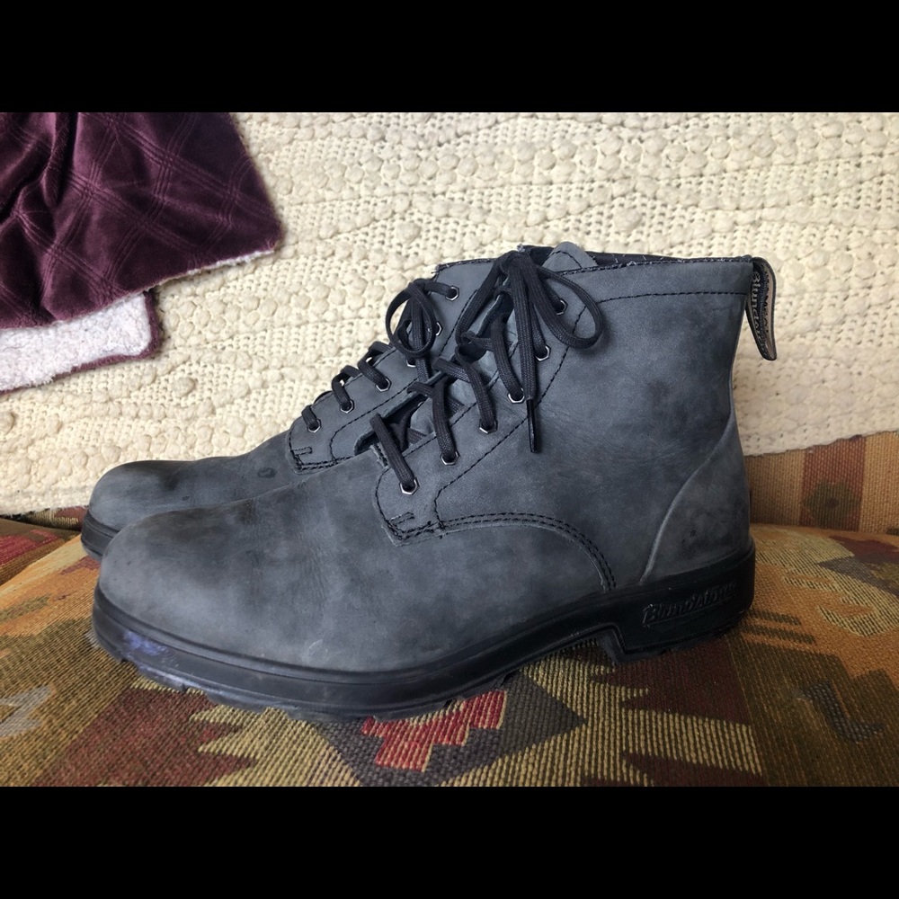 Black Suede Lace-up Blundstones (#1931)